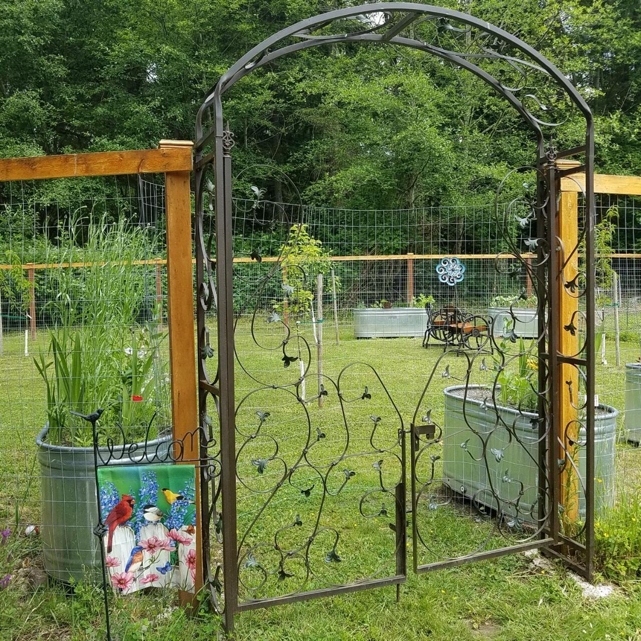 Arbor Rouge Cottage Clinton Екстер'єр фото